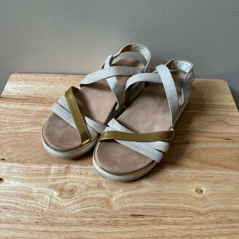 Vionic Cream Gold Canvas Platform Sandals Shoes 7.5